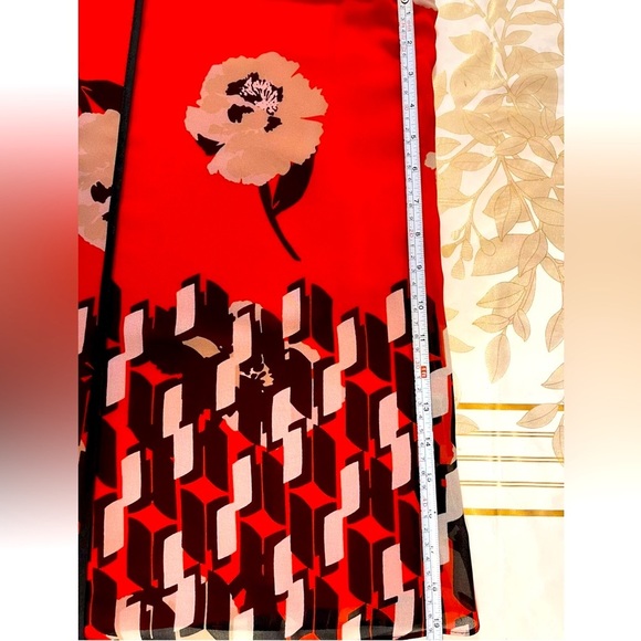 Calvin Klein Red Floral Sleeveless Top Blouse Womens Medium red Polyester Top - Picture 6 of 6